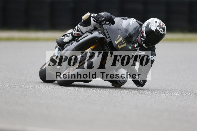 /13 22.04.2024 Plüss Moto Sport ADR/Freies Fahren/17